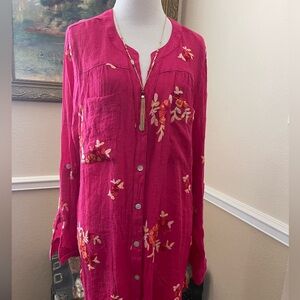 COPY -Anthropology- fig & flower Top embroidered with abalone shell size 2X